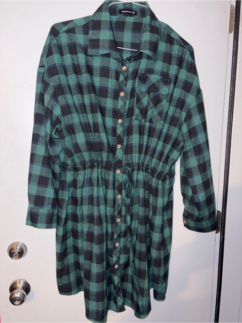 BloomChic Black and Green Plaid Button-Front Midi Dress